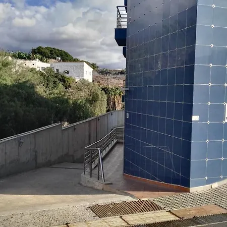 Apartamento A Pie De Playa شقة *